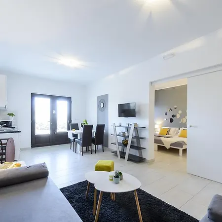 Anamarija Apartment *