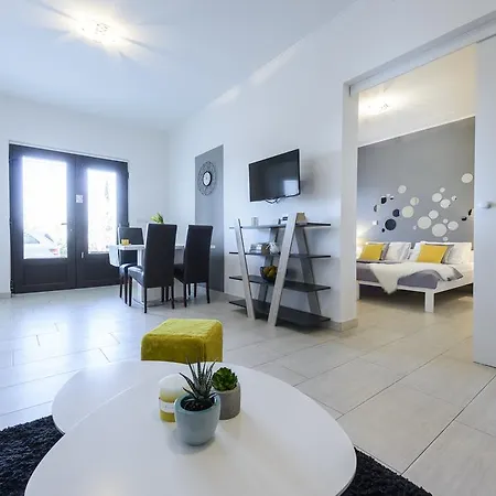 Apartment Anamarija Mlini