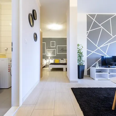 Anamarija Apartment *
