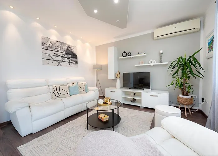 Anamarija 아파트 믈리니