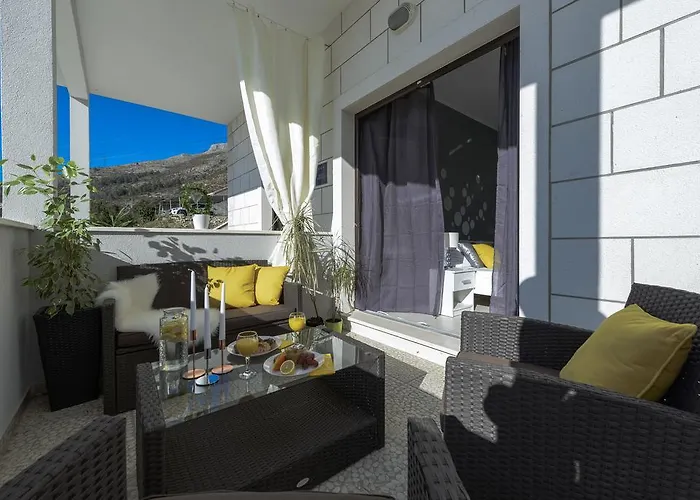 Anamarija 아파트 믈리니